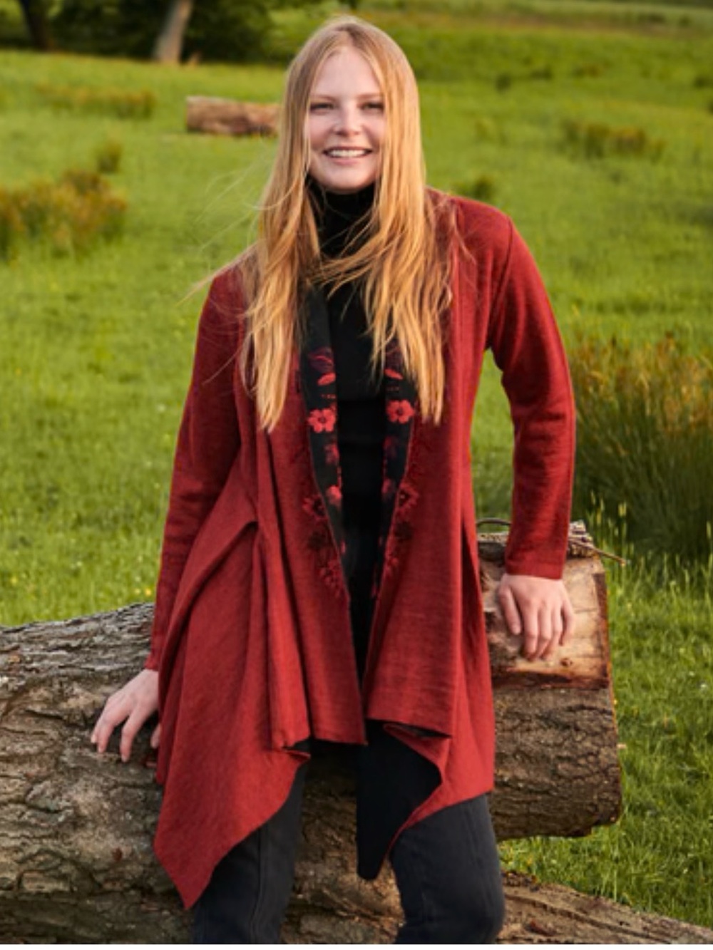 Peruvian link Crimson reversible alpaca cardigan black red embroidered one size